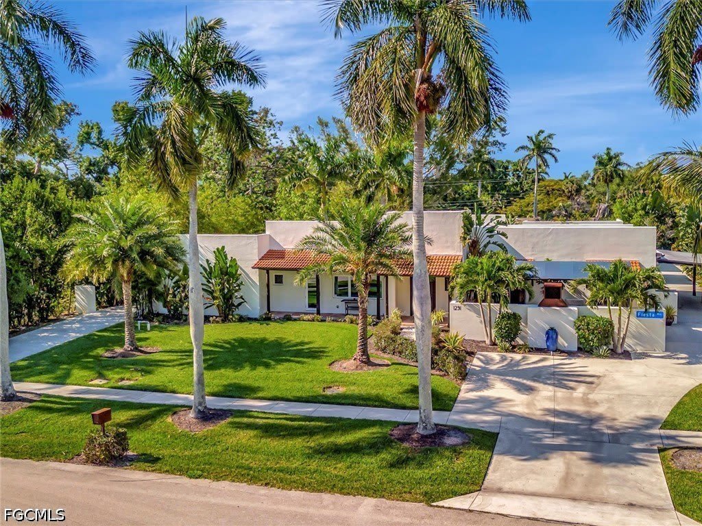 1291 Caloosa Drive – photo 1