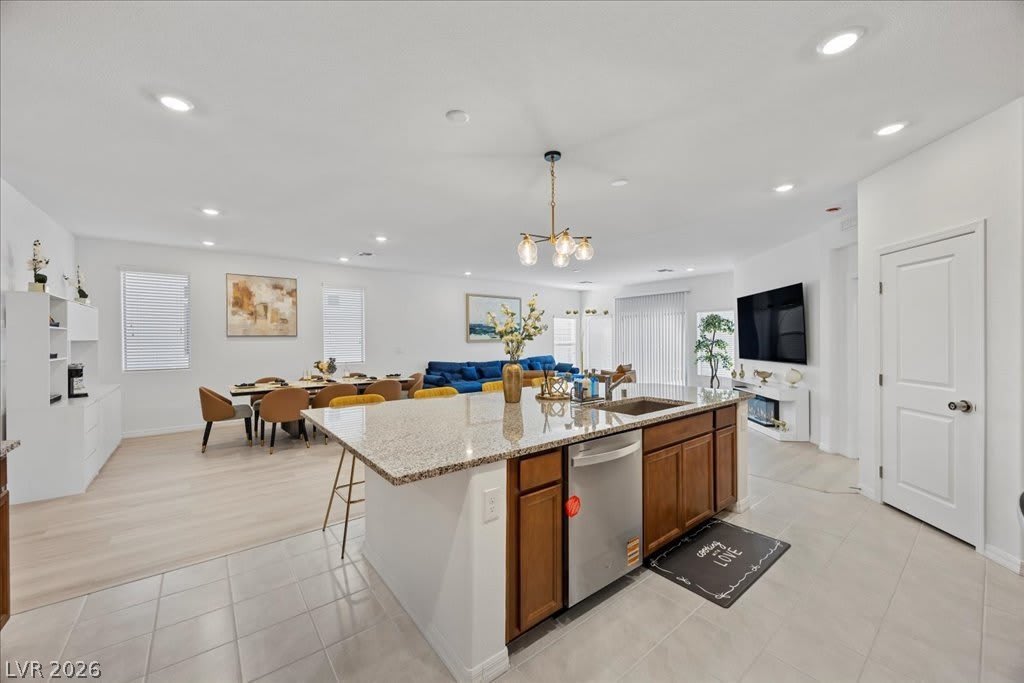 7411 Legacy Point Street – photo 4