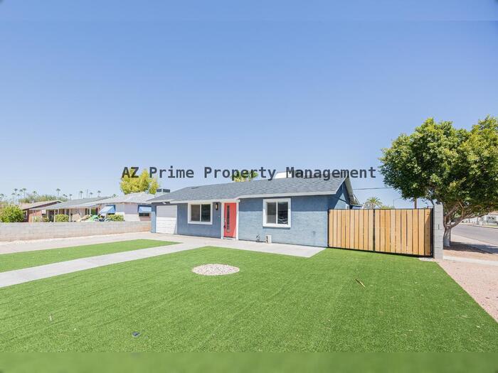1346 East Almeria Road – photo 1