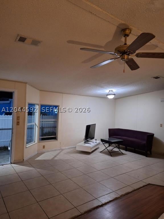 1233 SW 130 Ave – photo 3