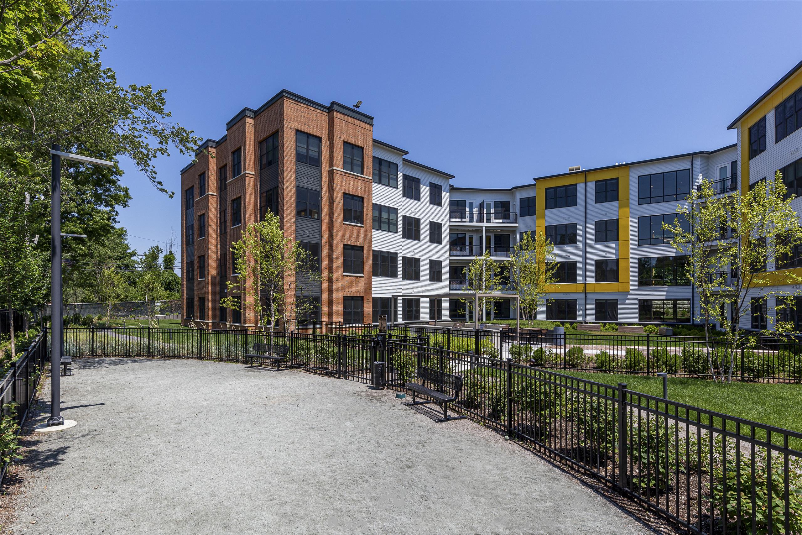 Parkway Apartments – photo 5