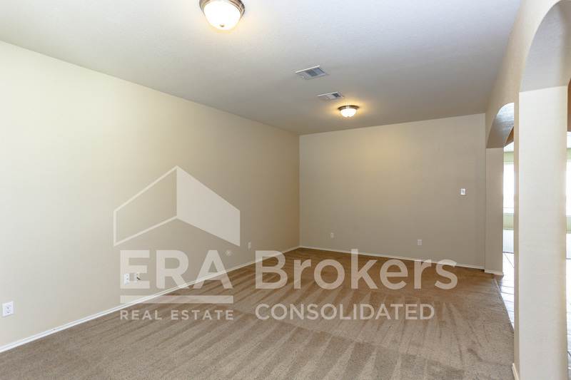 6202 Suellen Lane – photo 3
