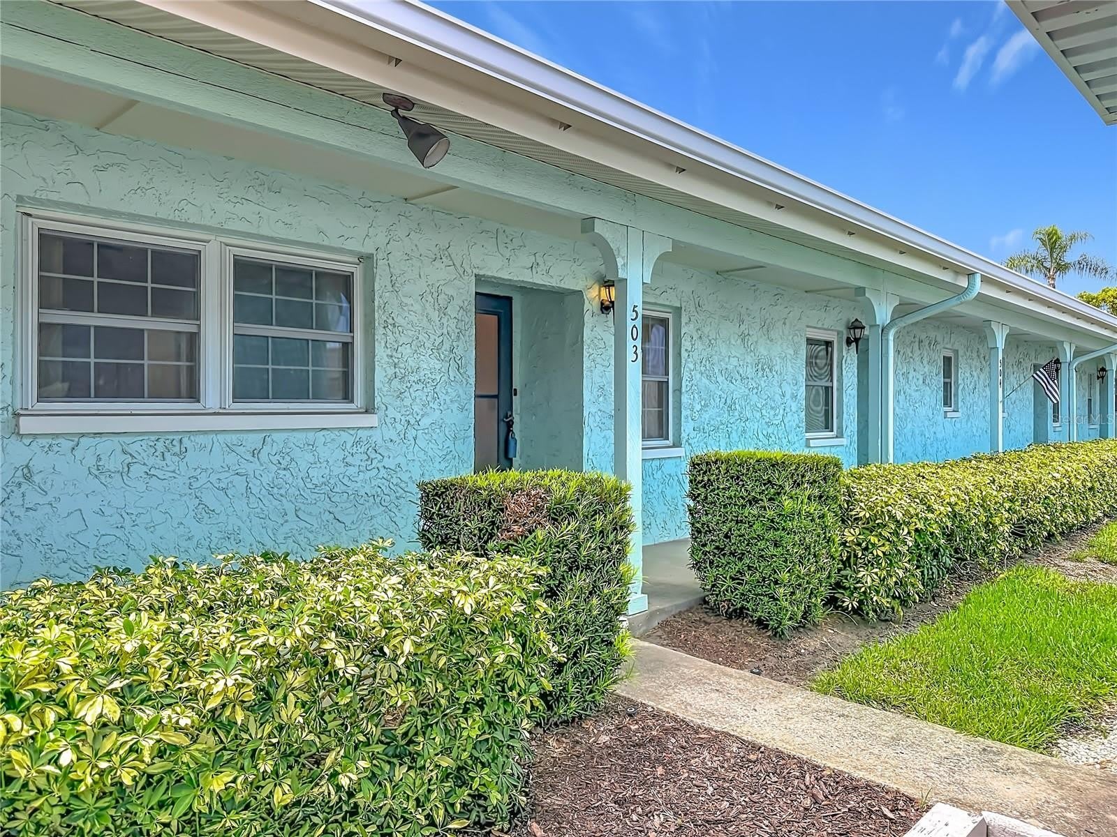 2465 NORTHSIDE DR – photo 2
