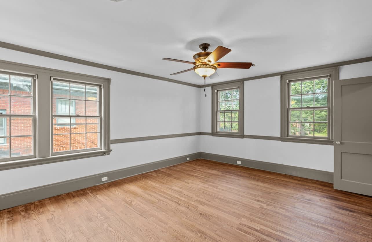 620 Falls Rd – photo 3