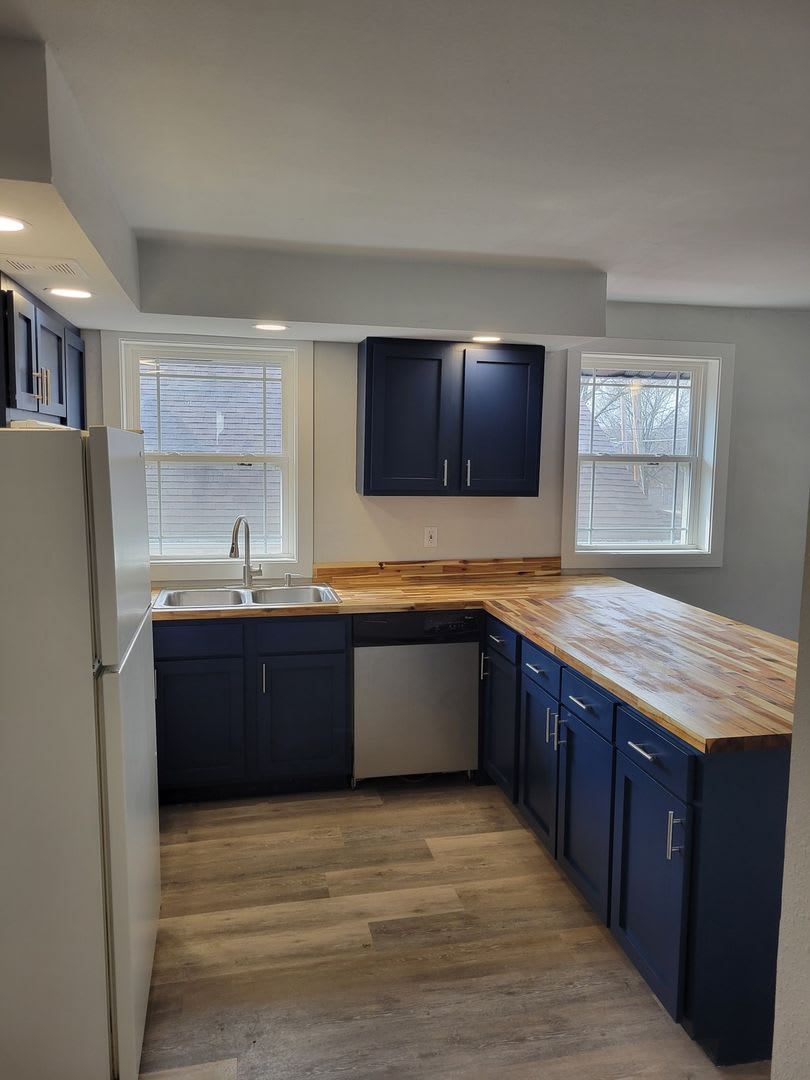 Spacious 4BR Duplex in Jefferson City – photo 2