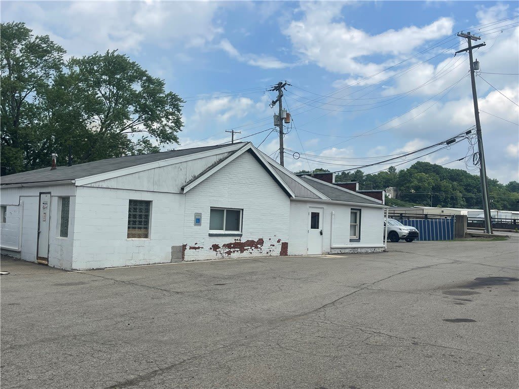 210 S Monroe Street – photo 3