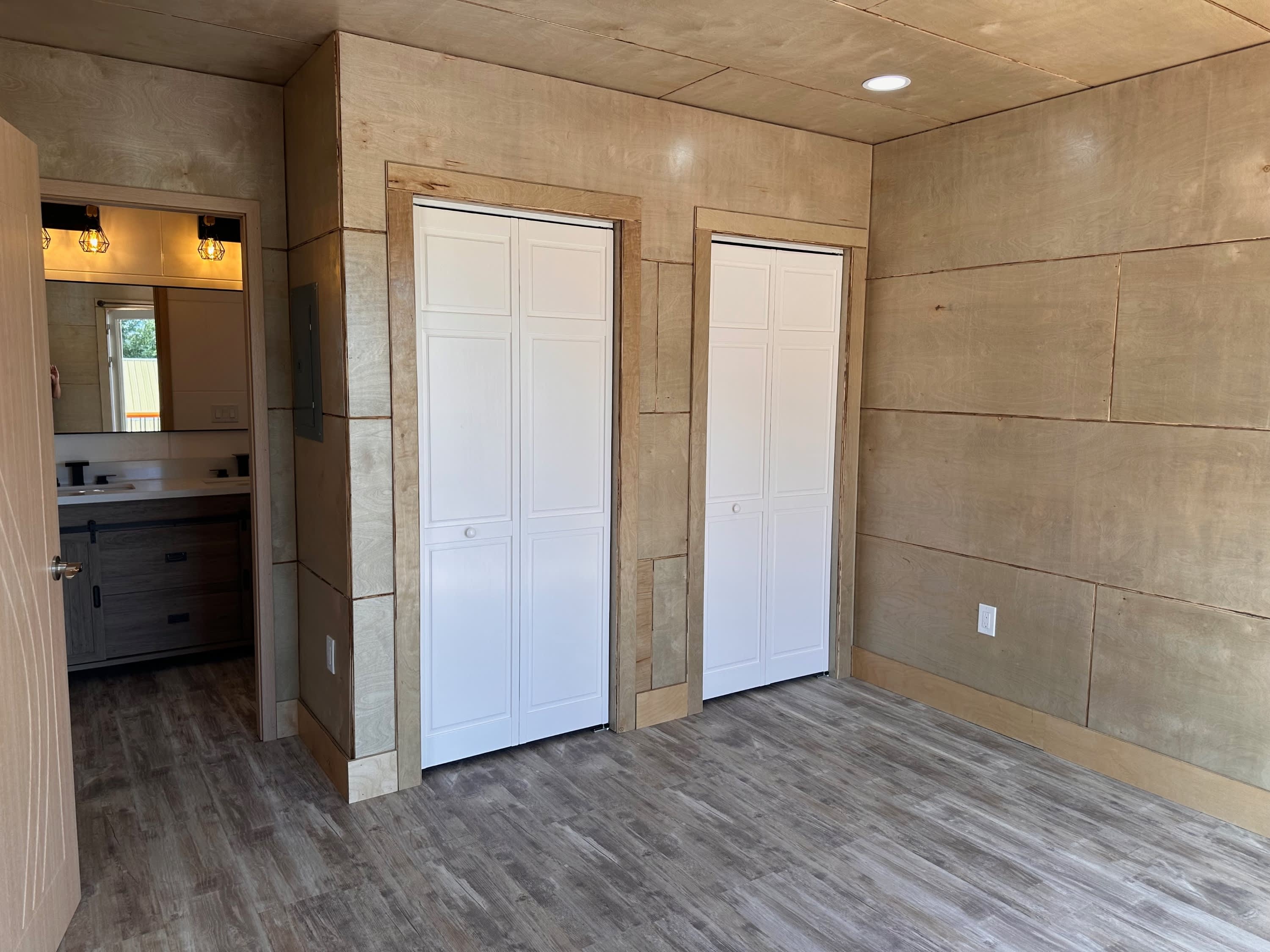 1161 Virginia Lynn Way – photo 4