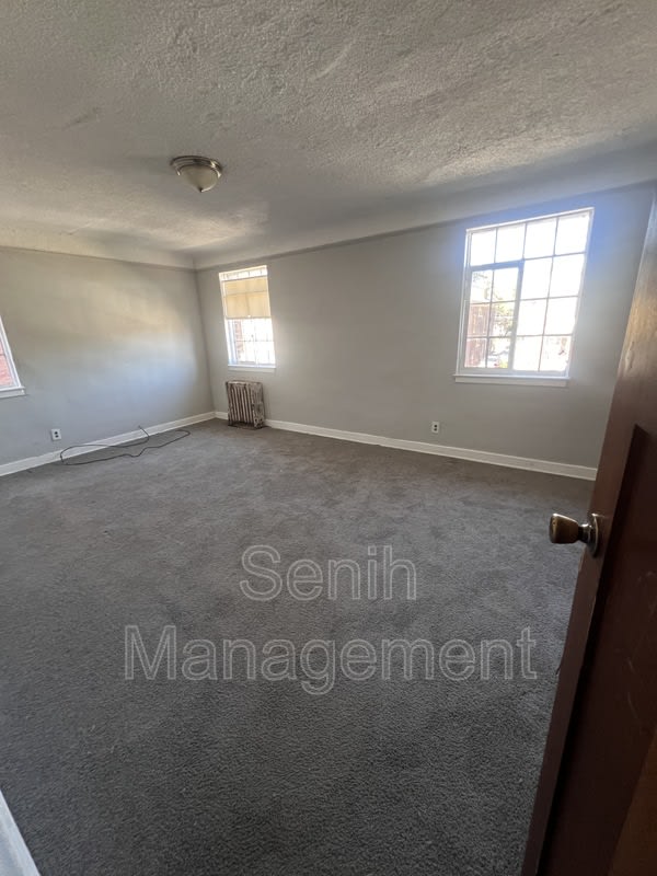 4203 Tyler St – photo 3