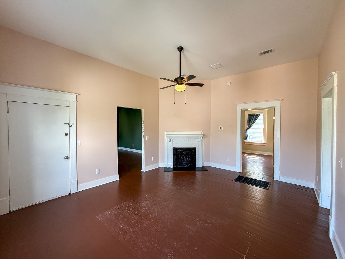Charming 3 Bedroom 2 Bath Home in East Hill ~ Lawn Care Included! – photo 4