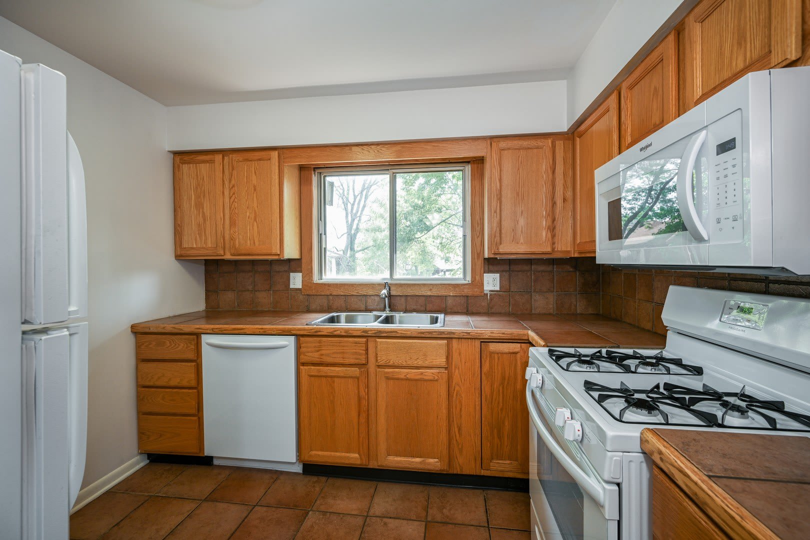 880 Johnstown Lane – photo 4