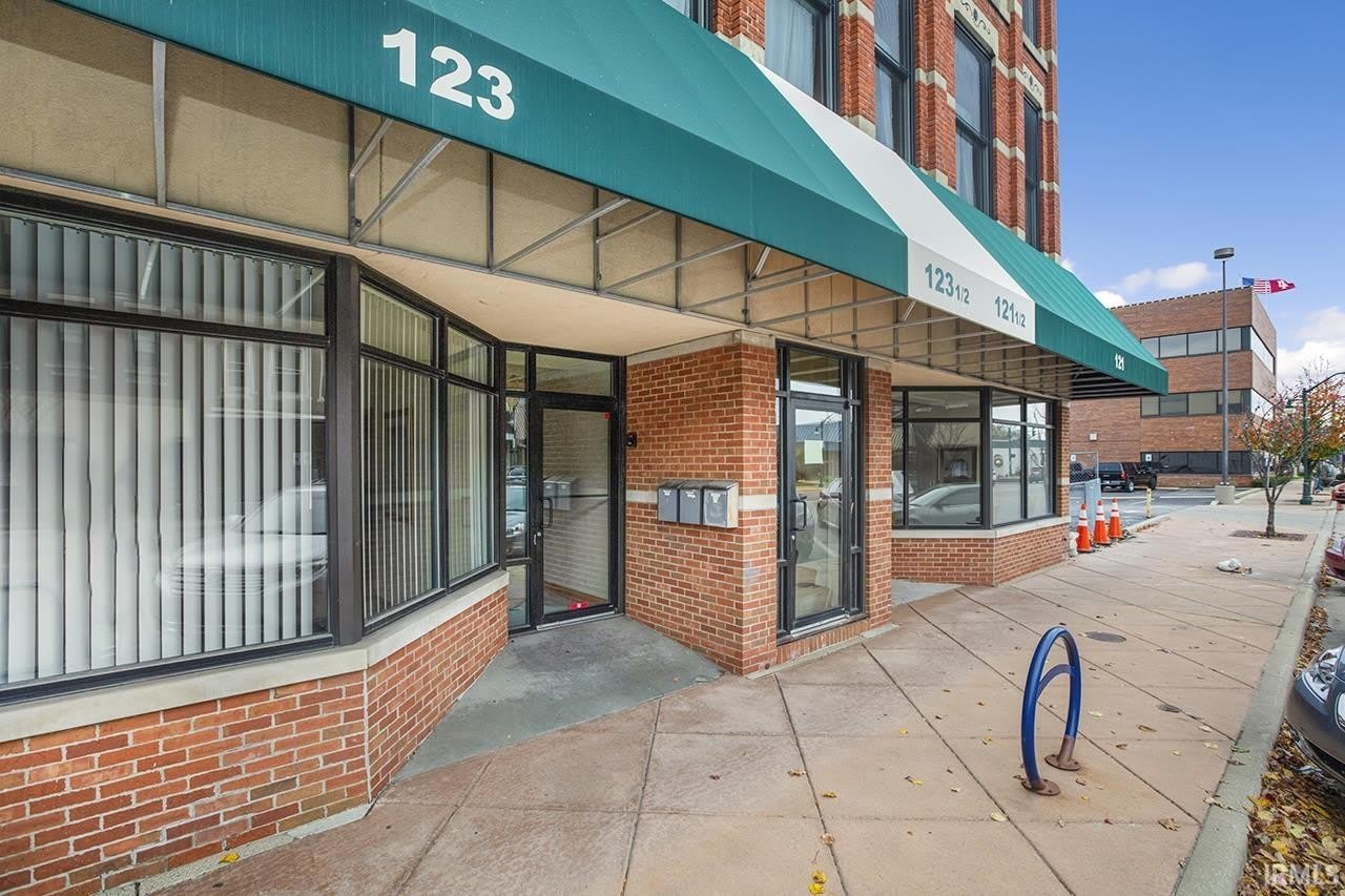 121 S Main Street – photo 4