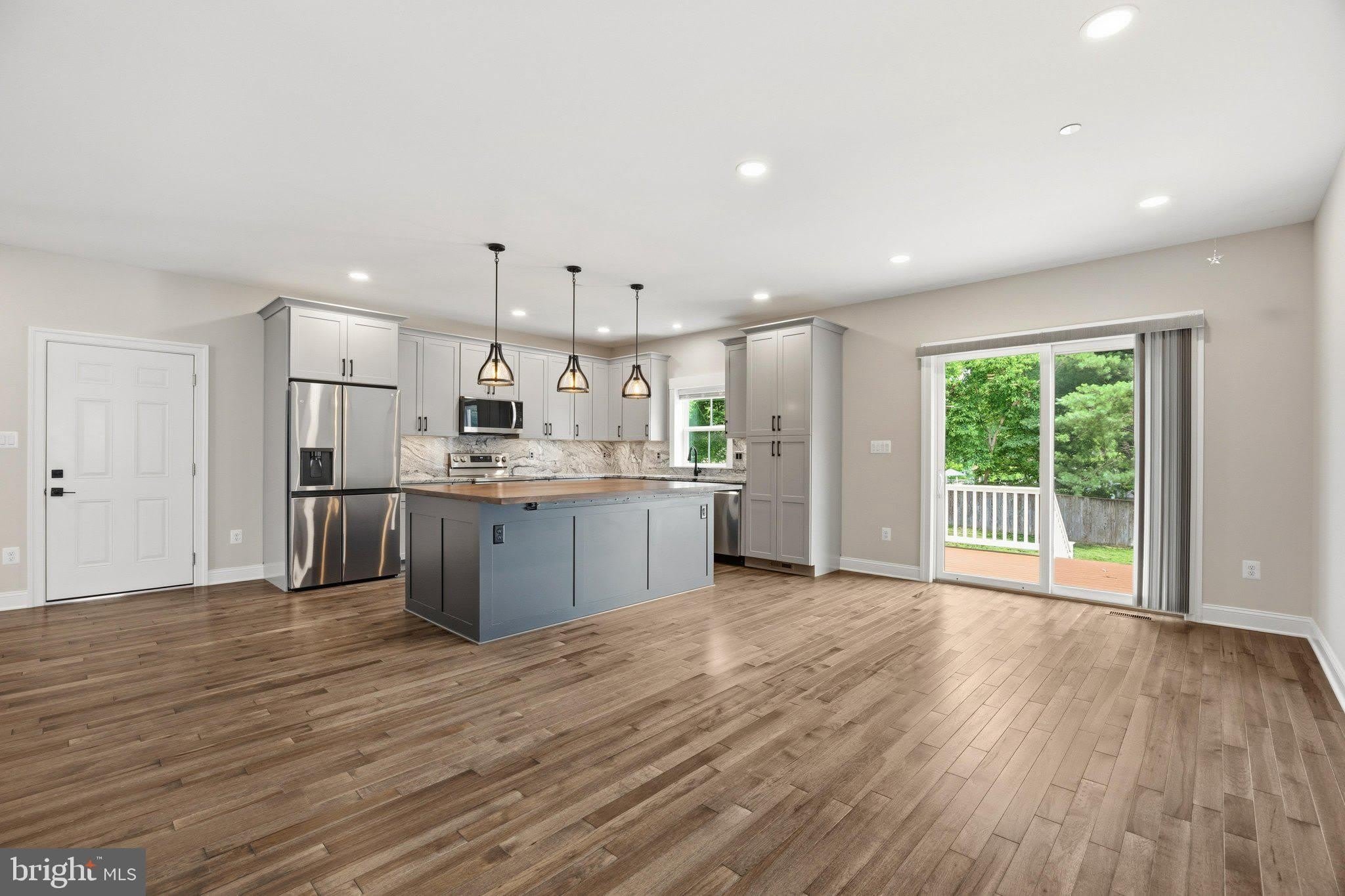 474 BRIGHTWOOD Road – photo 5