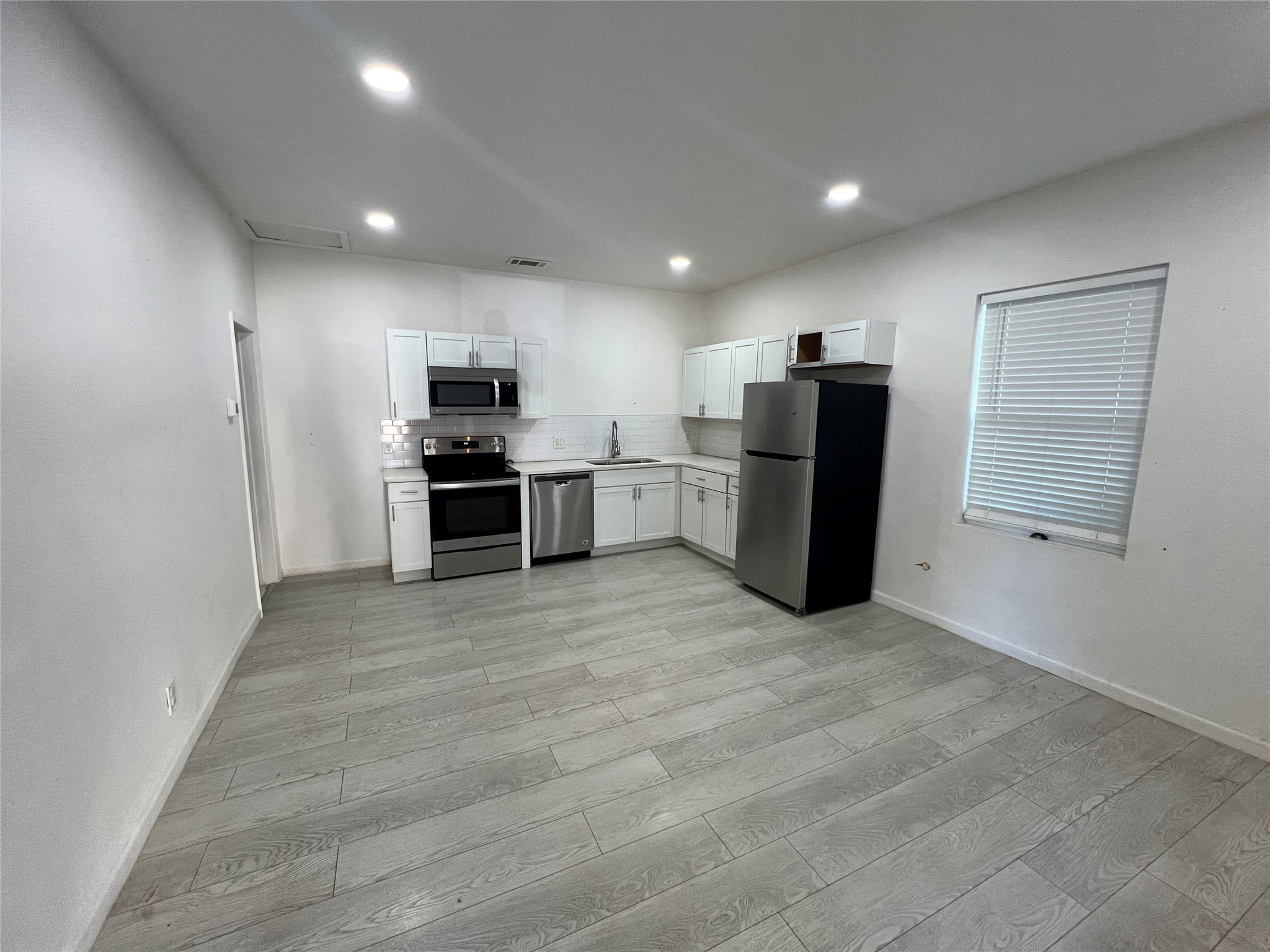 410 Vaden S – photo 2