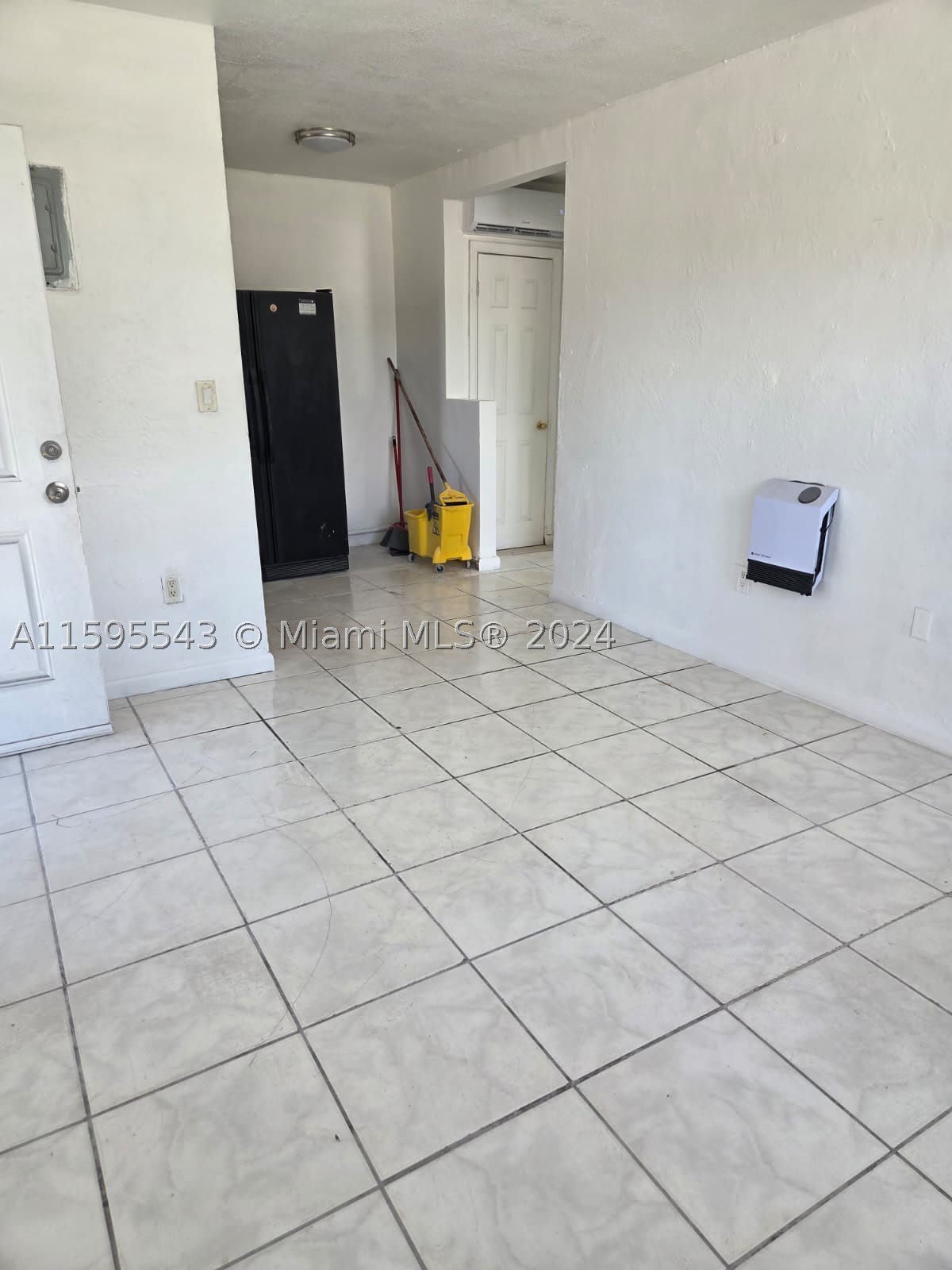 5600 Nw 7Th Ct – photo 5
