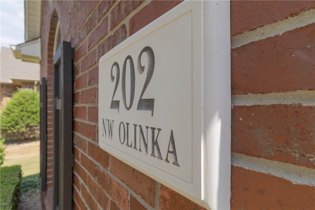 202 Olinka Pass Street – photo 3