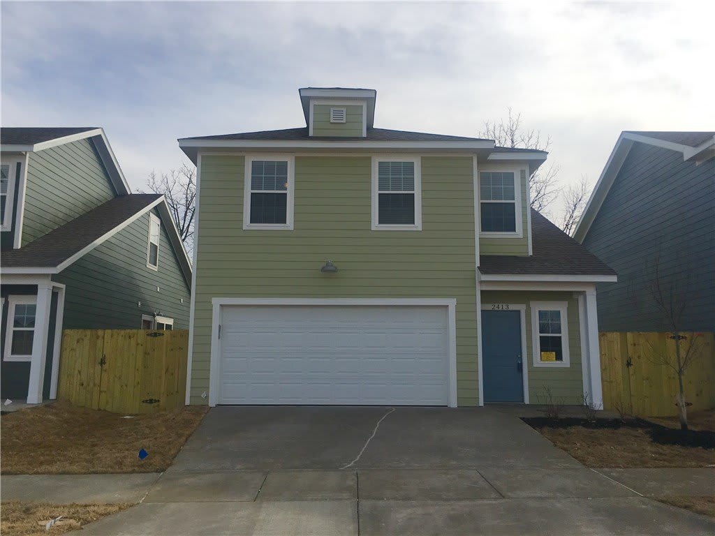 2413 SW Arbor Road – photo 1