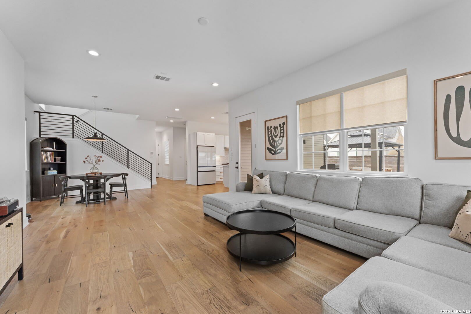 415 Alexander Ave – photo 2