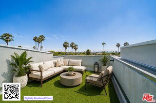 1223 Hayworth Avenue – photo 3