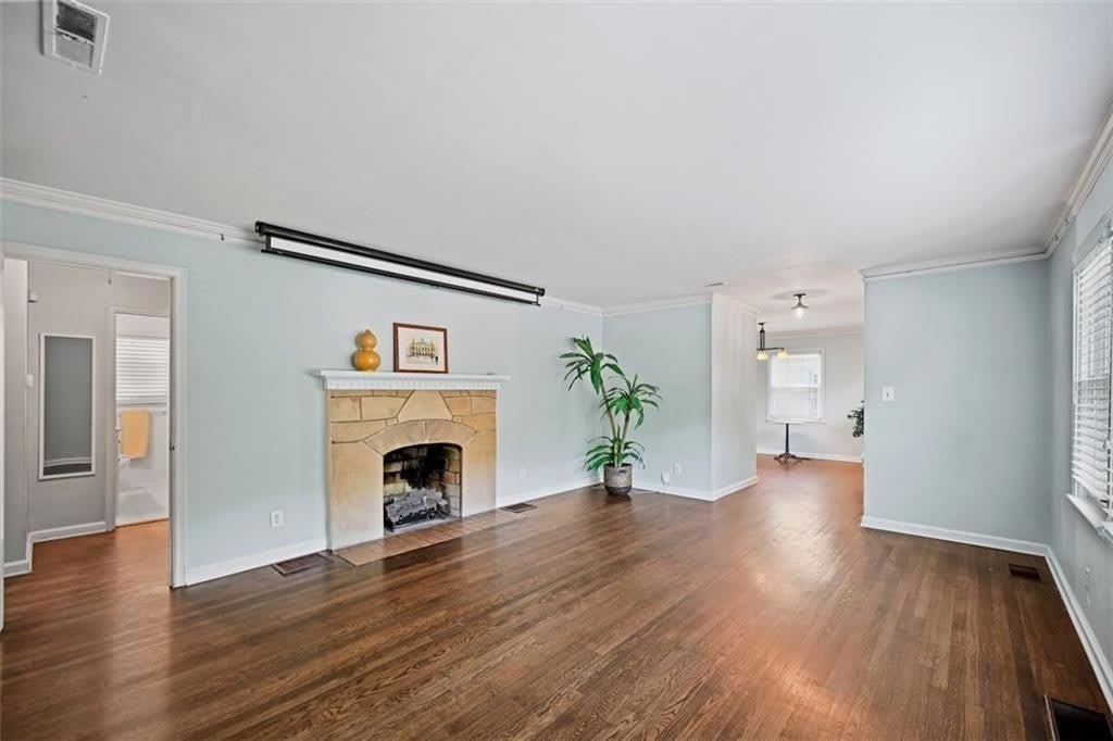 2654 Elsinore Street – photo 3
