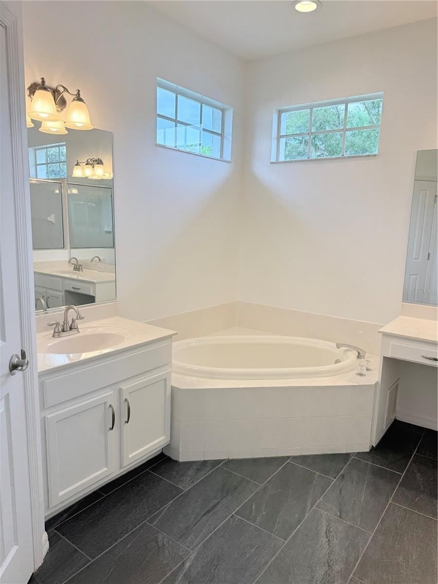 6607 Meandering Way – photo 4