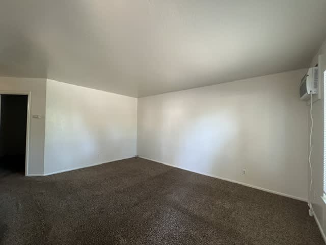 1469 6th Avenue – photo 2