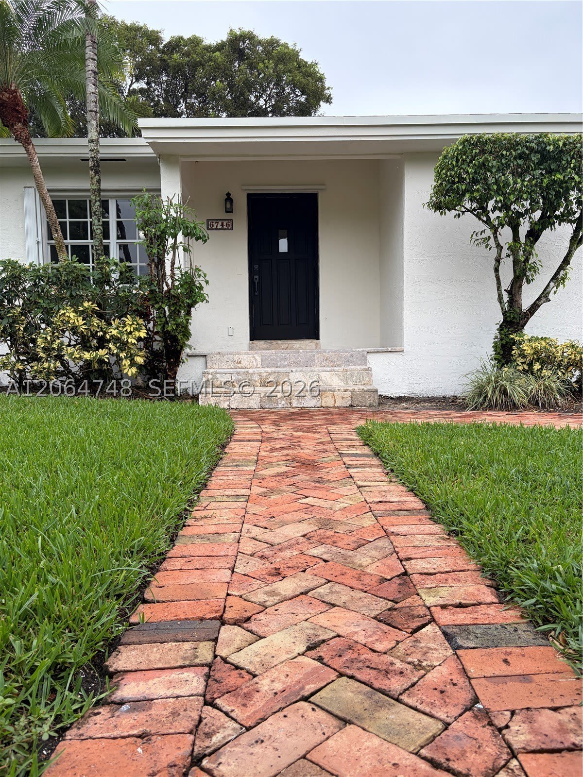 6746 SW 32nd Ter – photo 2
