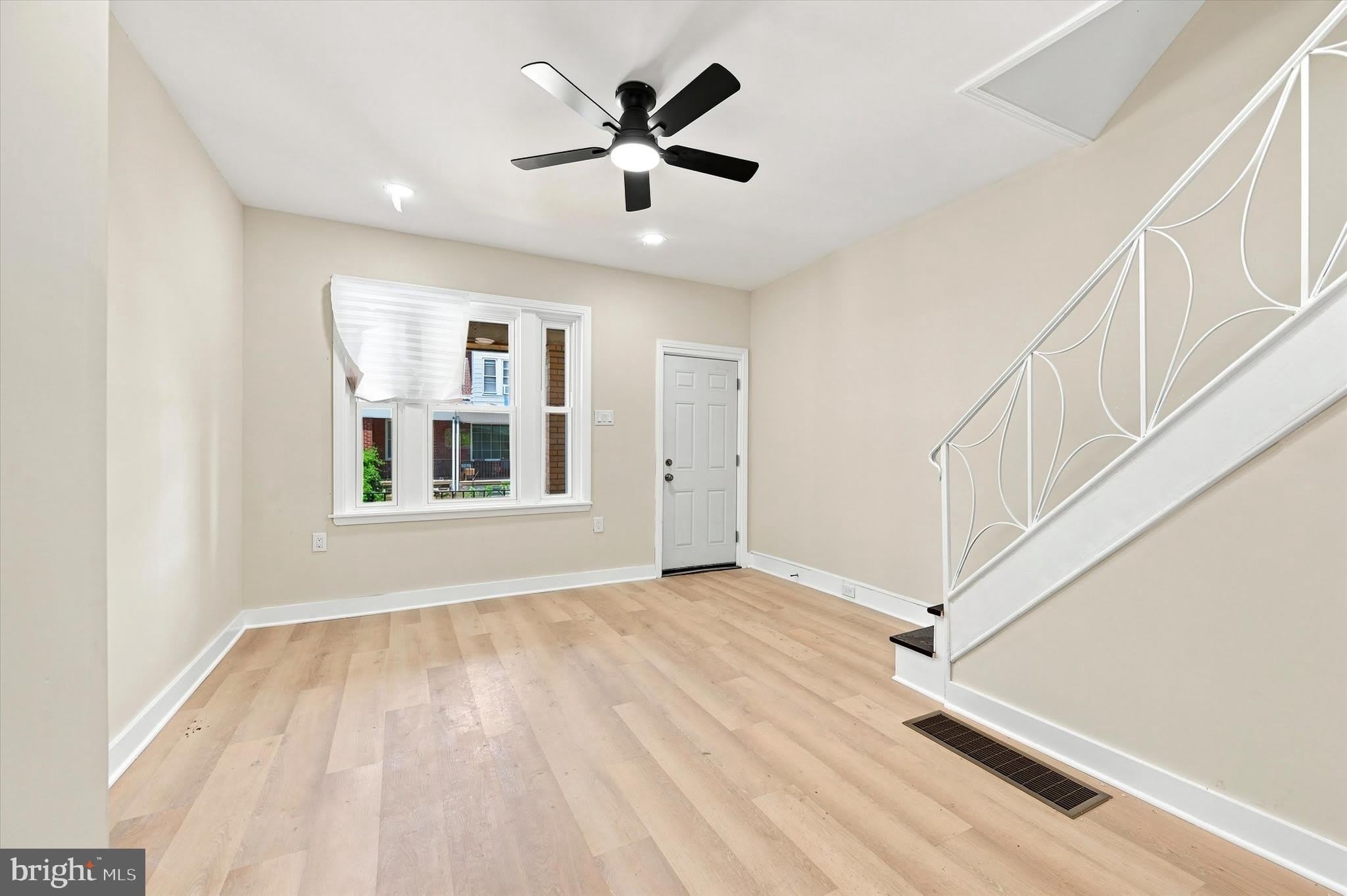 6151 ALGARD Street – photo 3