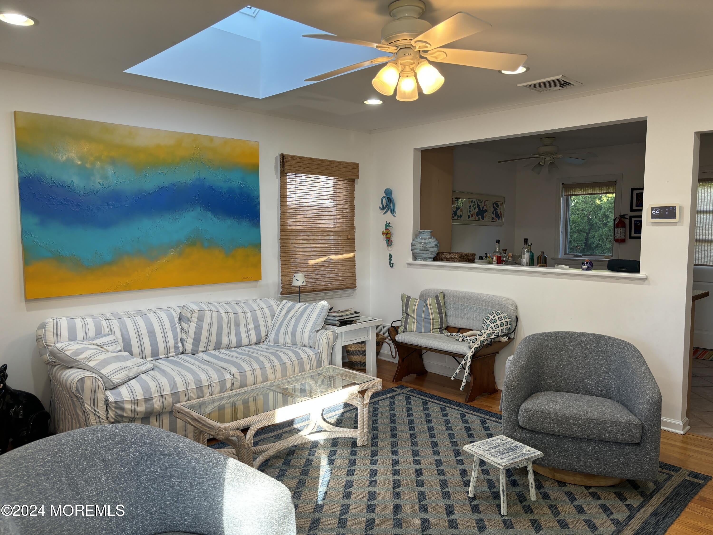206 Beach Avenue – photo 3