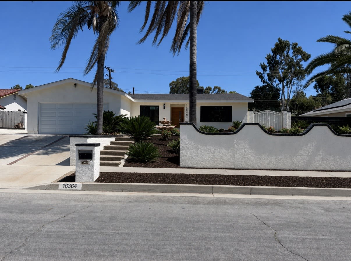 16364 Canelones Dr – photo 1