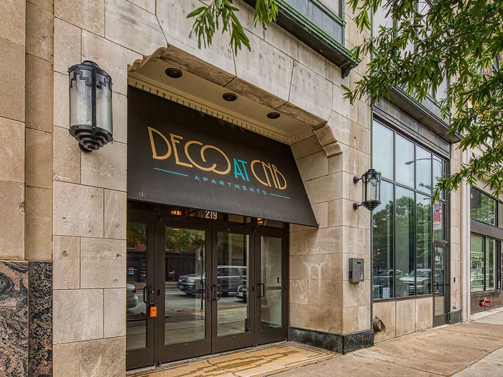Deco at CNB – photo 2