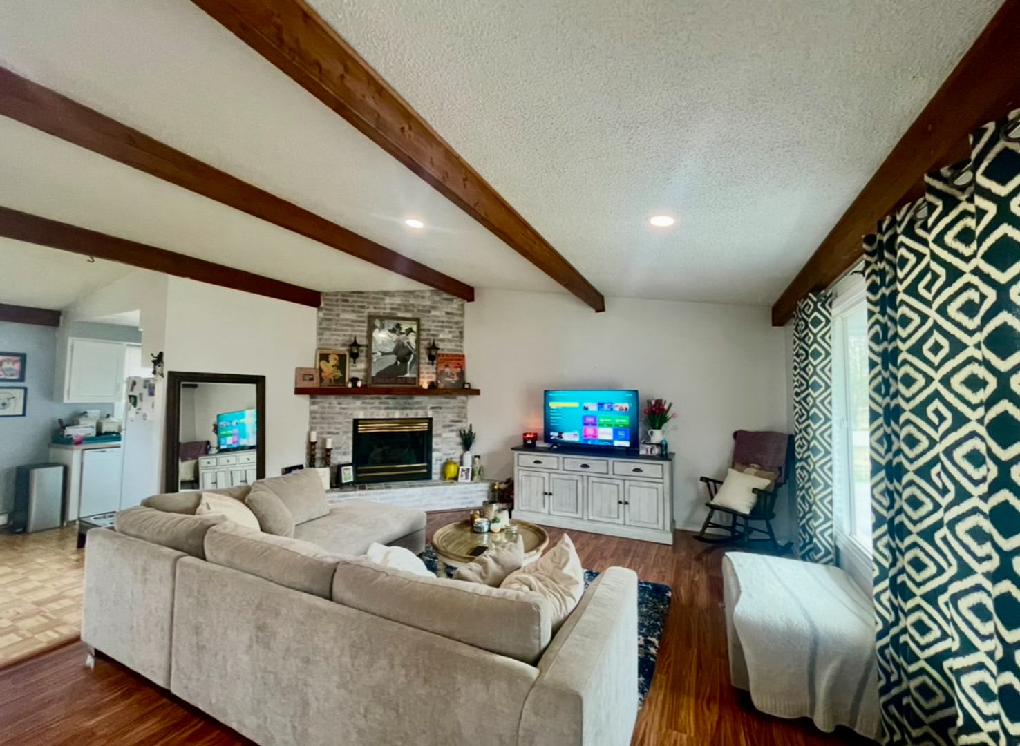 Well cared for 3 bedroom/ 2 bathroom Ranch Style home in Palmer with fenced in back yard and 2 car garage!! – photo 5