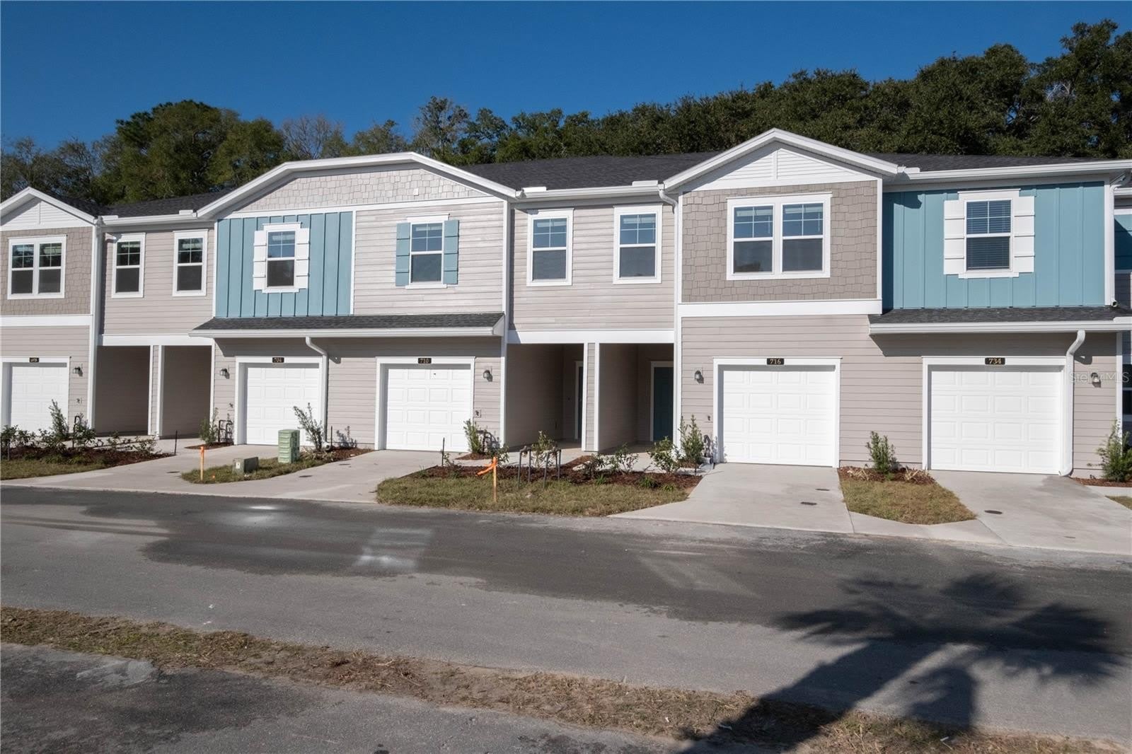 704 NW 126TH Terrace – photo 2