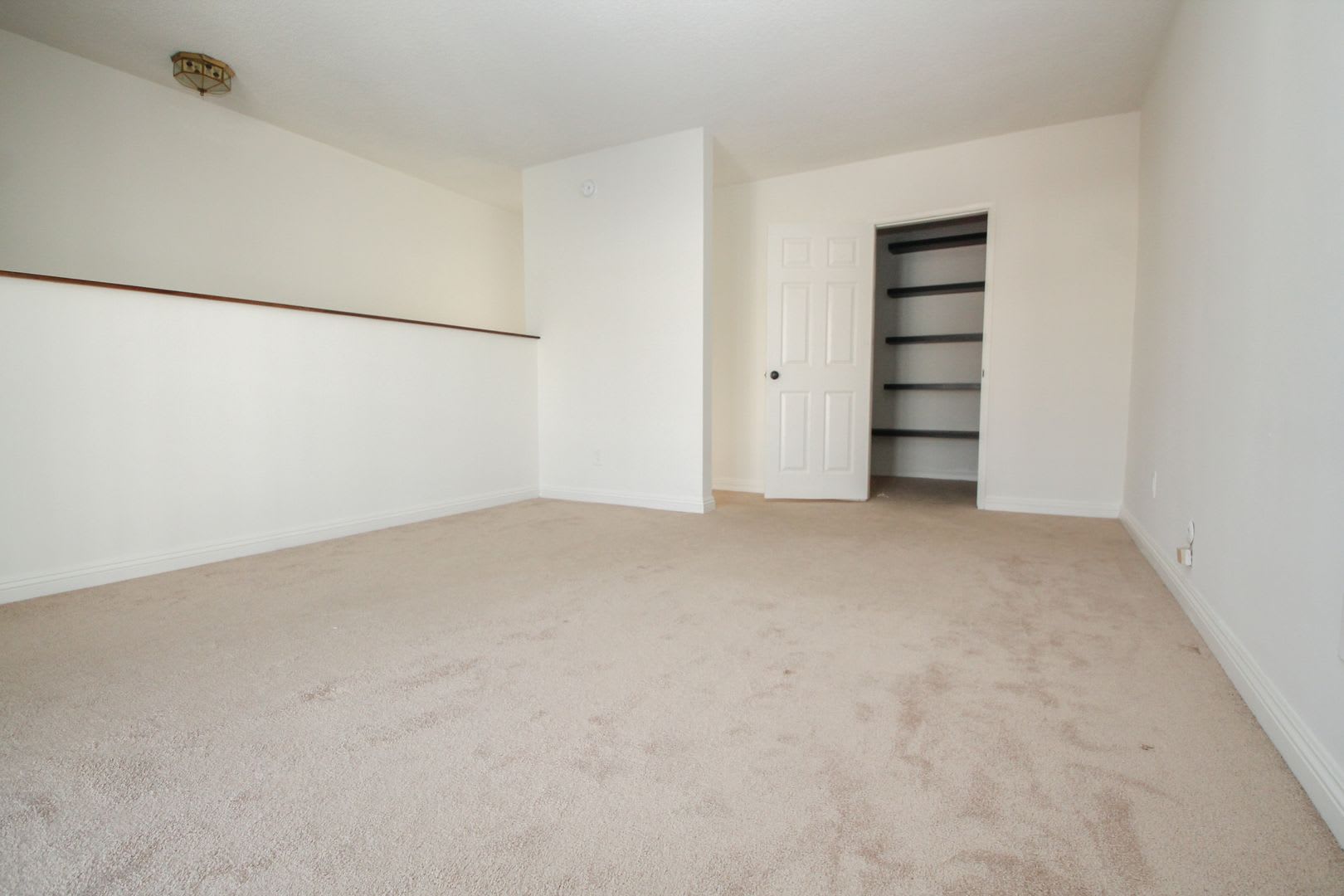 15339 Weddington St. – photo 5