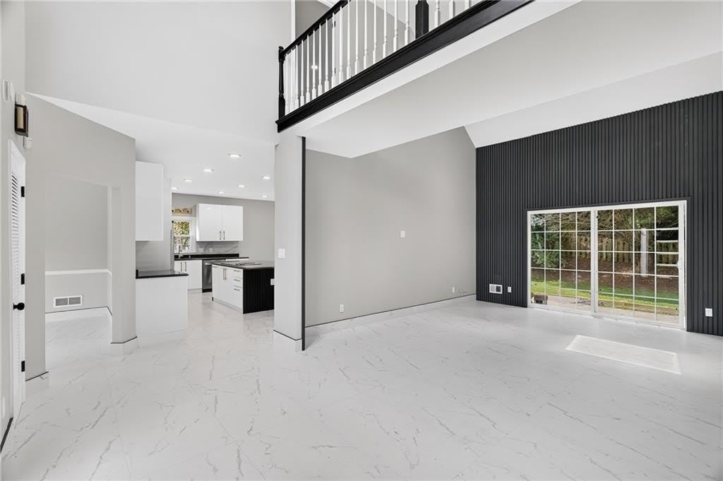 475 Trammell Drive – photo 2