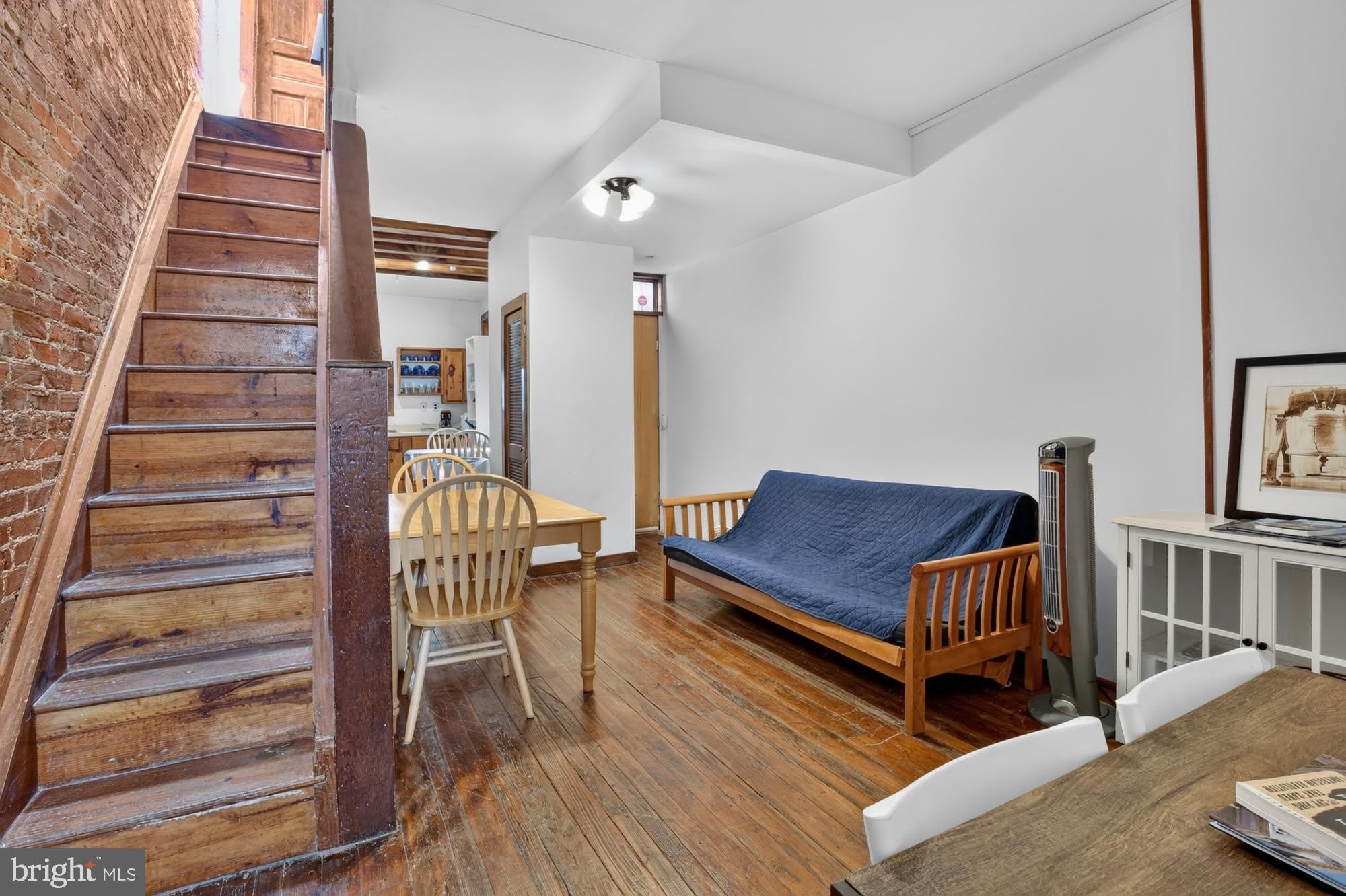 4107 LUDLOW Street – photo 2