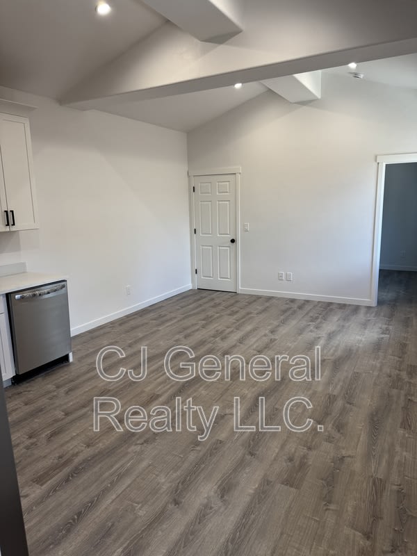 90 Beacon Court – photo 4