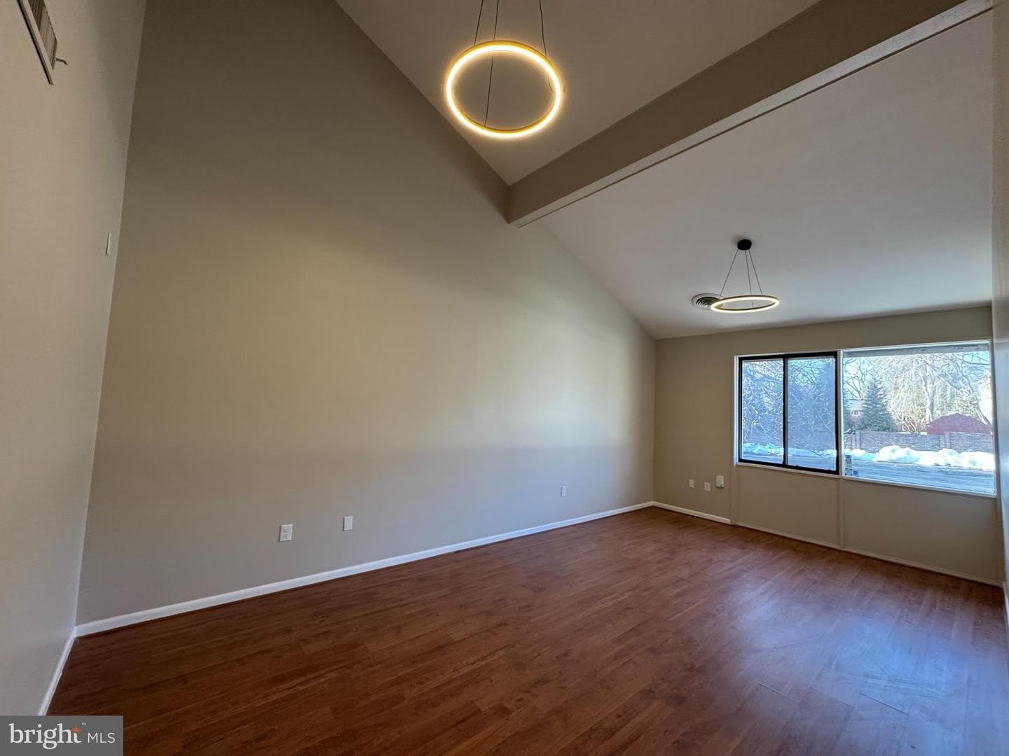311 MAPLE AVE W #C – photo 5