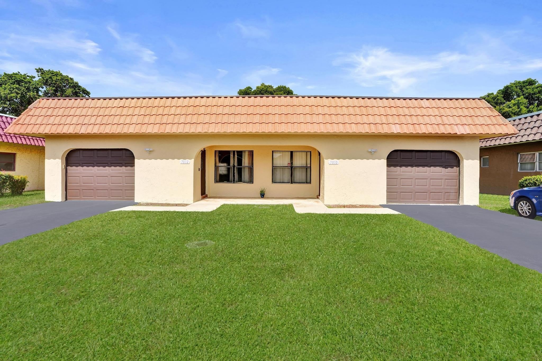 7010-7012 NW 78th Avenue – photo 1
