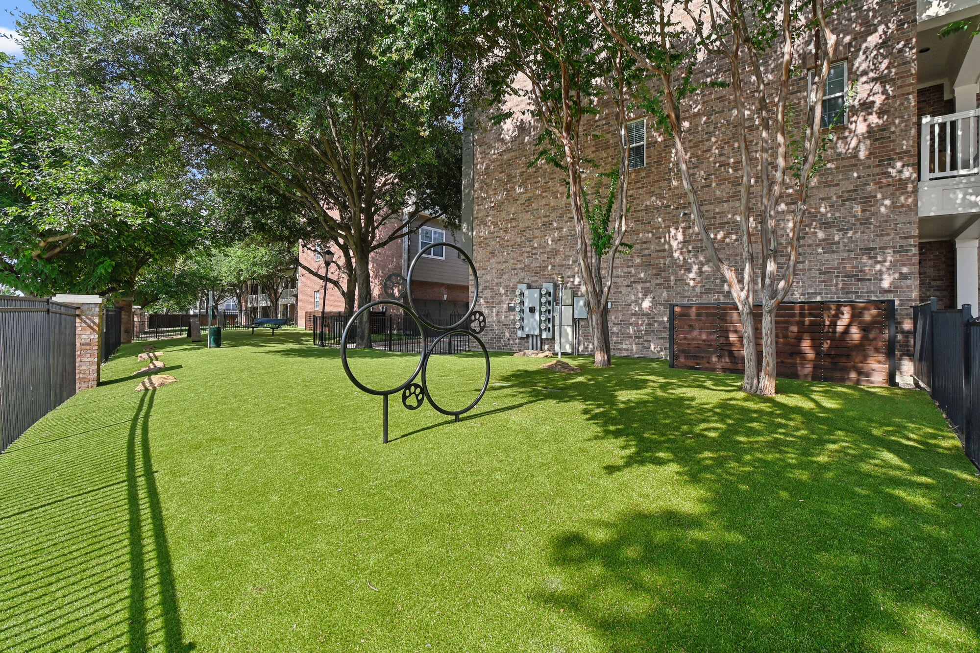 Perry Row – photo 5