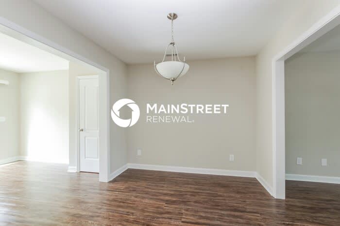 502 Rogers Lake Road East – photo 5