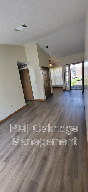 151 Bevonne Ct – photo 3