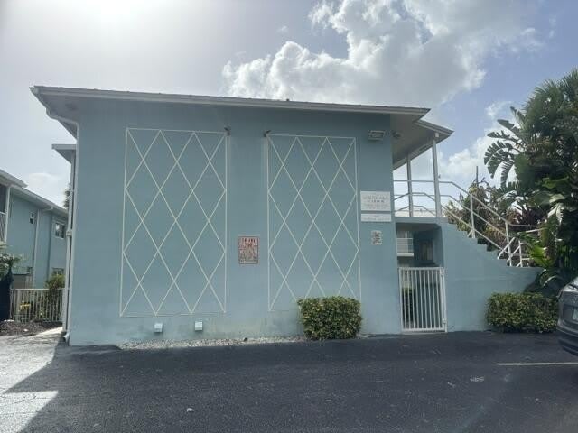 400 Northlake Court – photo 2