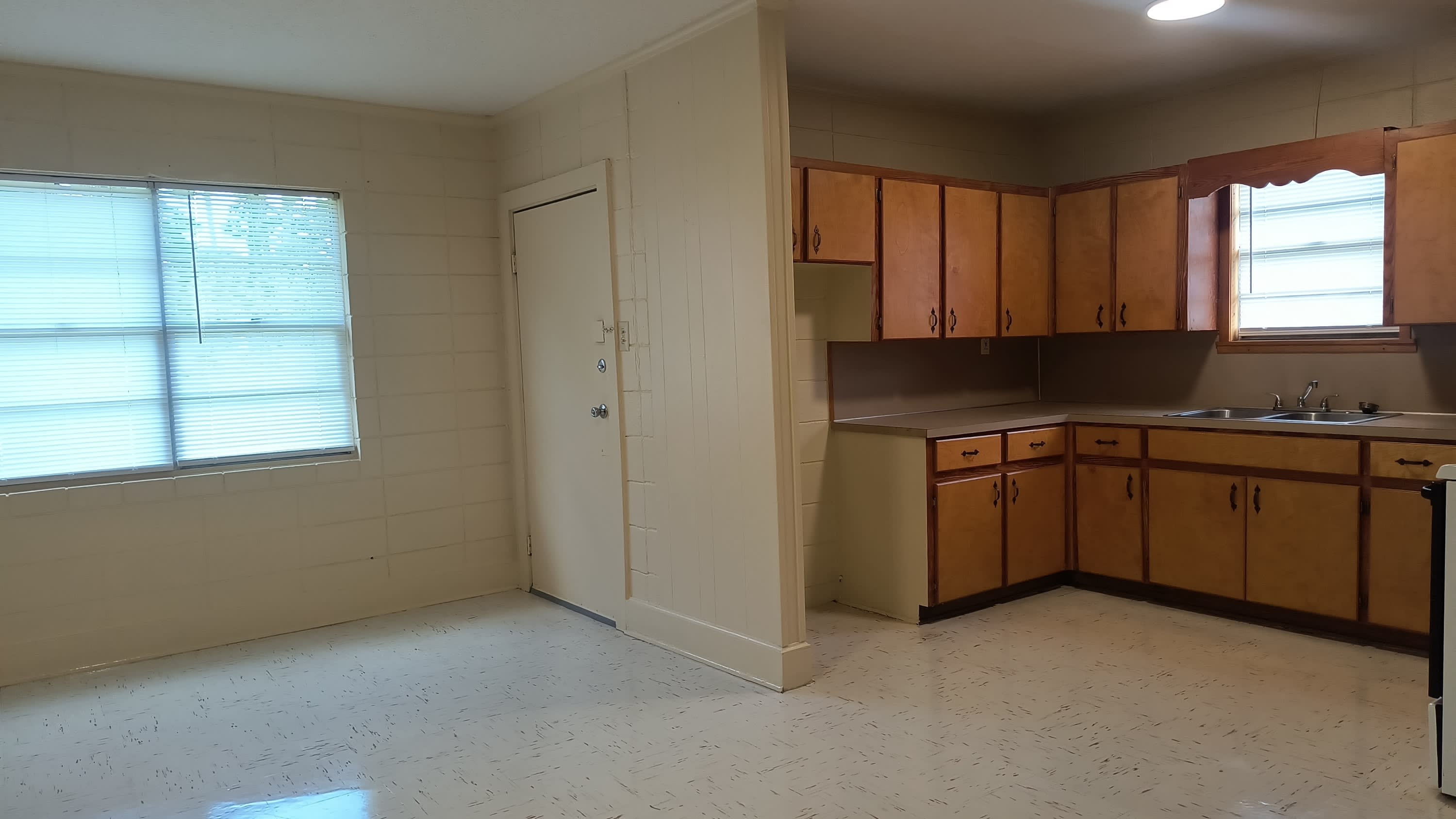 3008 South Holly Street – photo 2