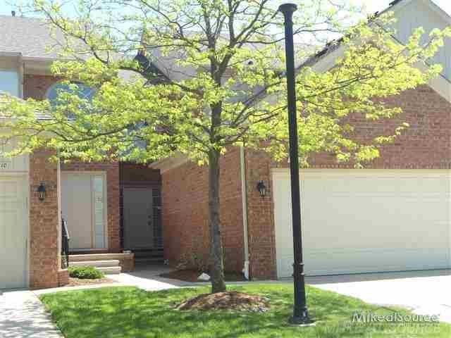 55302 Boardwalk Lane – photo 4