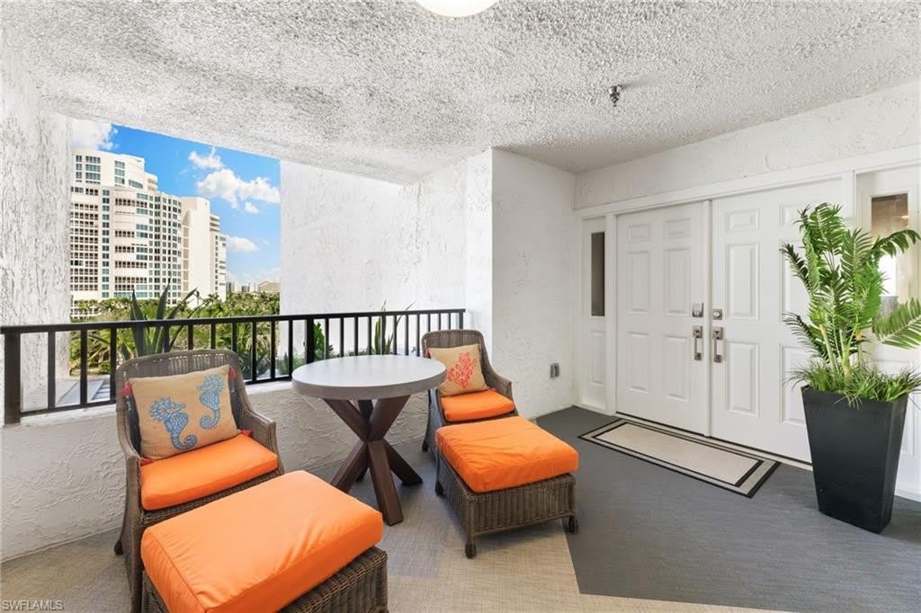 4031 Gulf Shore Blvd N – photo 2