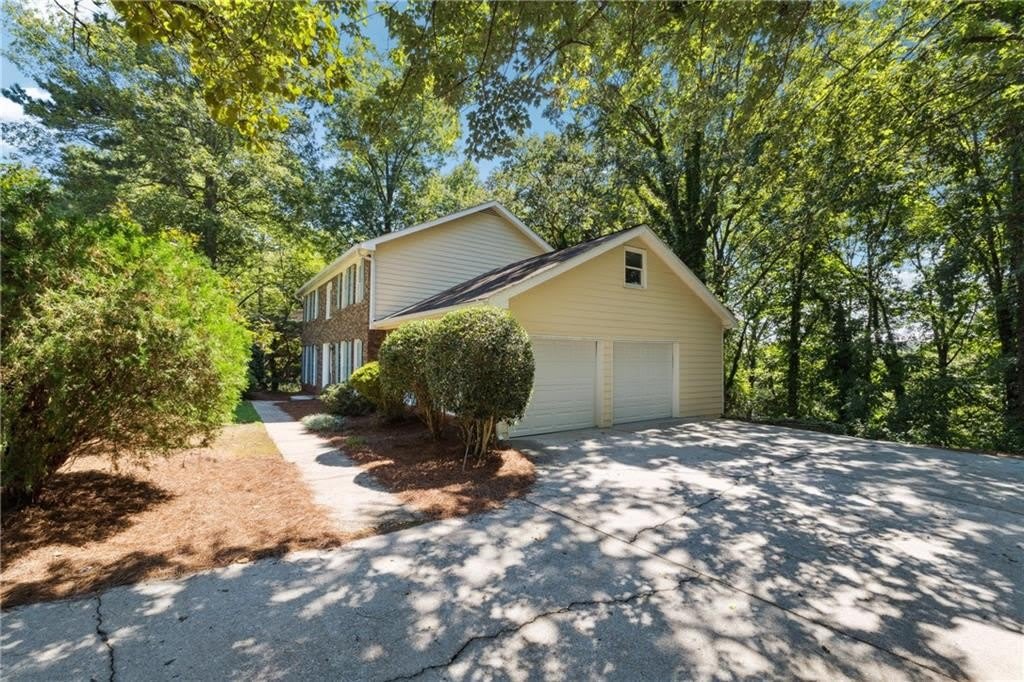 3761 Ridge Road SE – photo 2