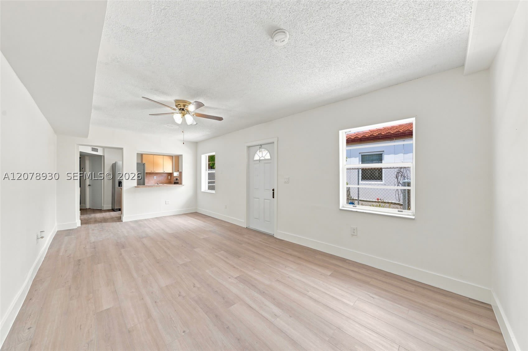 402 NW 44th Ave – photo 4