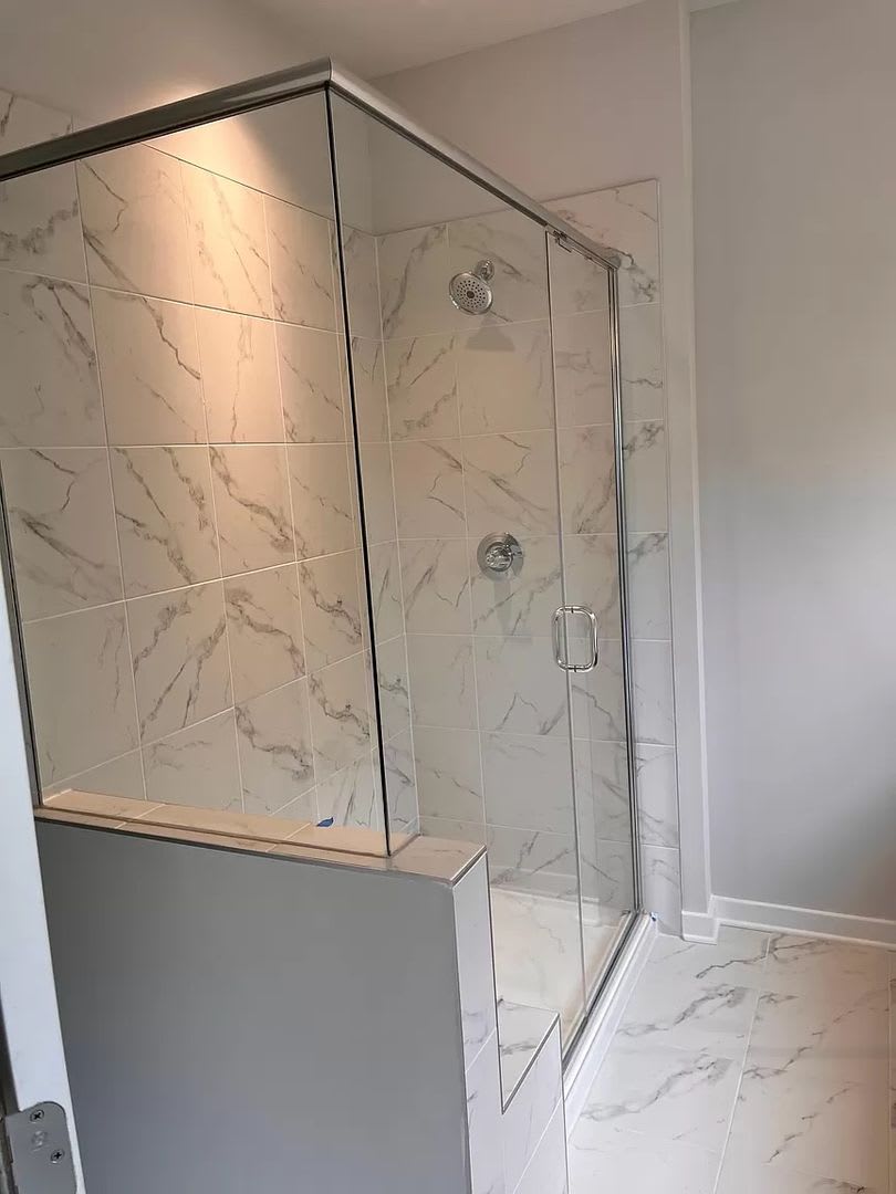 Room In 3 Bedroom Home At Noble Townes Way – photo 3
