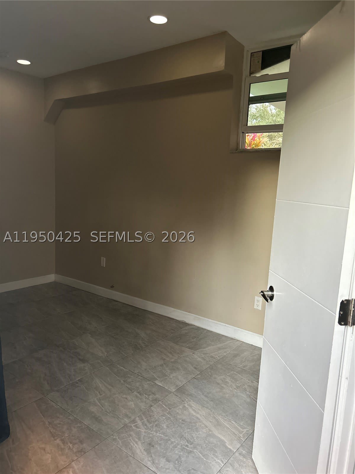 2300 NW 94th St – photo 2