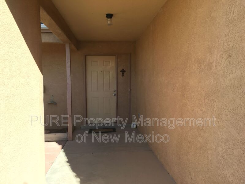4556 Platinum Dr NE – photo 3